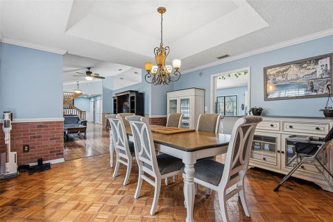 House in Palm Coast, Florida 7 bedrooms, 369.38 sq.m. № 2211240 - photo 18