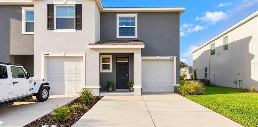 Touwnhouse à Wesley Chapel, Floride 3 chambres, 163.32 m2 № 2430497