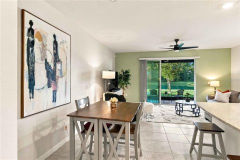 Touwnhouse à vendre à Wesley Chapel, Floride: 3 chambres, 163.32 m2 № 2430497 - photo 8