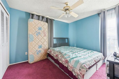 Villa ou maison à vendre à Tampa, Floride: 3 chambres, 120.87 m2 № 2143632 - photo 18