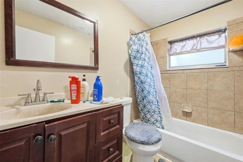 Villa ou maison à vendre à Tampa, Floride: 3 chambres, 120.87 m2 № 2143632 - photo 17