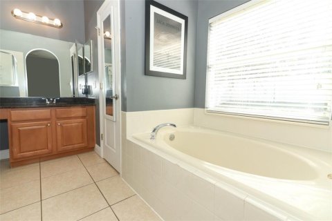 Casa en venta en Ocoee, Florida, 4 dormitorios, 179.95 m2 № 1572464 - foto 25