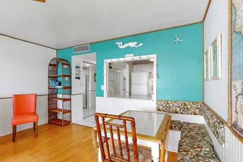Copropriété à vendre à Saint Petersburg, Floride: 2 pièces, 49.24 m2 № 1898476 - photo 16