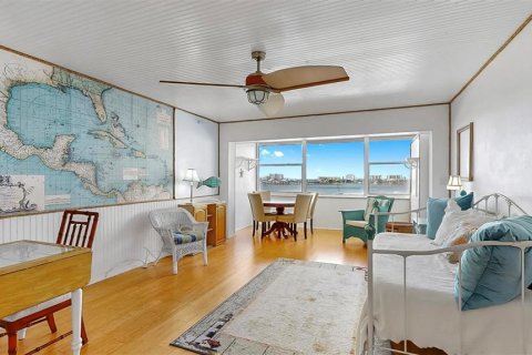 Copropriété à vendre à Saint Petersburg, Floride: 2 pièces, 49.24 m2 № 1898476 - photo 4