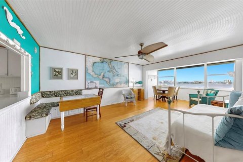Copropriété à vendre à Saint Petersburg, Floride: 2 pièces, 49.24 m2 № 1898476 - photo 15