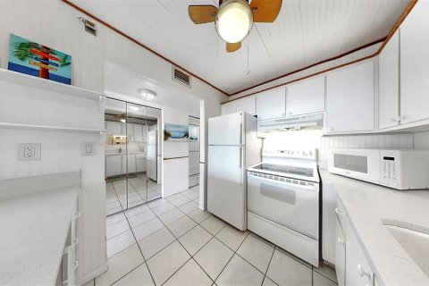 Copropriété à vendre à Saint Petersburg, Floride: 2 pièces, 49.24 m2 № 1898476 - photo 24