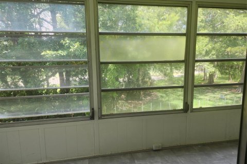 Condo in Tamarac, Florida, 2 bedrooms № 2088316 - photo 17