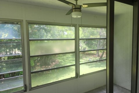 Condo in Tamarac, Florida, 2 bedrooms № 2088316 - photo 18