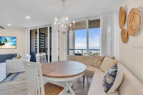 Condo in Longboat Key, Florida, 2 bedrooms № 2108380 - photo 11
