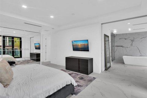 Снять в аренду виллу или дом в Майами-Бич, Флорида 7 спален, 341.6м2, № 2009421 - фото 21