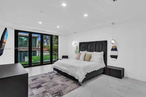 Снять в аренду виллу или дом в Майами-Бич, Флорида 7 спален, 341.6м2, № 2009421 - фото 22