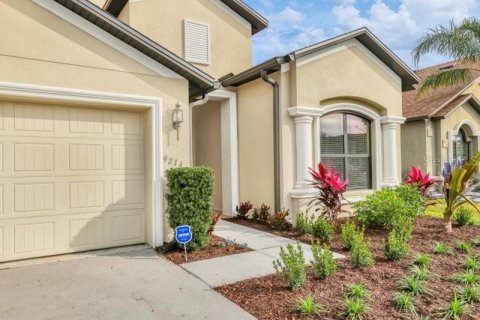 Villa ou maison à vendre à Palmetto, Floride: 4 chambres, 268.21 m2 № 2427492 - photo 17
