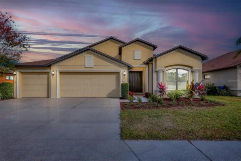 Villa ou maison à Palmetto, Floride 4 chambres, 268.21 m2 № 2427492