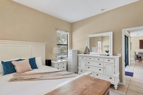Villa ou maison à vendre à Palmetto, Floride: 4 chambres, 268.21 m2 № 2427492 - photo 4