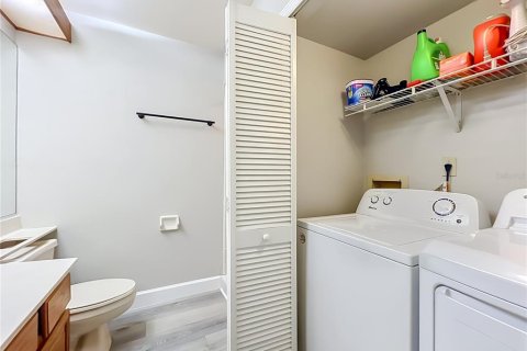 Copropriété à vendre à Orlando, Floride: 2 chambres, 120.77 m2 № 2408380 - photo 12