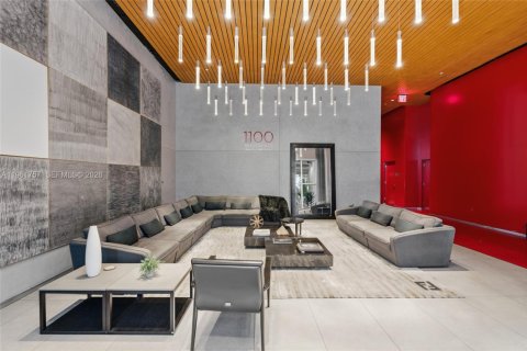 Condominio en venta en Miami, Florida, 1 dormitorio, 81.48 m2 № 2035917 - foto 5