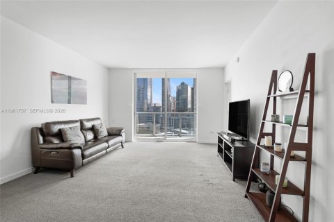 Condominio en venta en Miami, Florida, 1 dormitorio, 81.48 m2 № 2035917 - foto 7