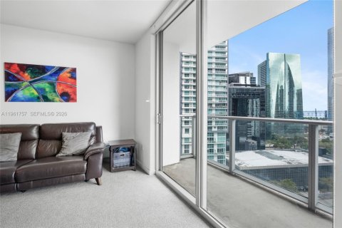 Condominio en venta en Miami, Florida, 1 dormitorio, 81.48 m2 № 2035917 - foto 9
