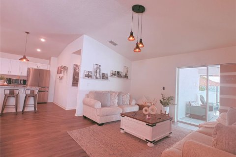 House in Davenport, Florida 3 bedrooms, 140.47 sq.m. № 2206775 - photo 20
