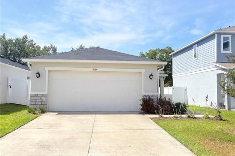 House in Davenport, Florida 3 bedrooms, 140.47 sq.m. № 2206775 - photo 3