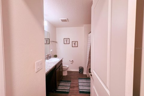 House in Davenport, Florida 3 bedrooms, 140.47 sq.m. № 2206775 - photo 22