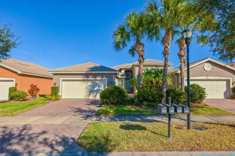 Villa ou maison à louer à Wimauma, Floride: 3 chambres, 163.88 m2 № 2425953 - photo 4