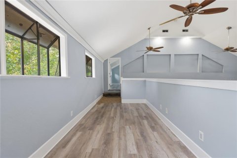 House in Lake Helen, Florida 4 bedrooms, 276.48 sq.m. № 2398854 - photo 25
