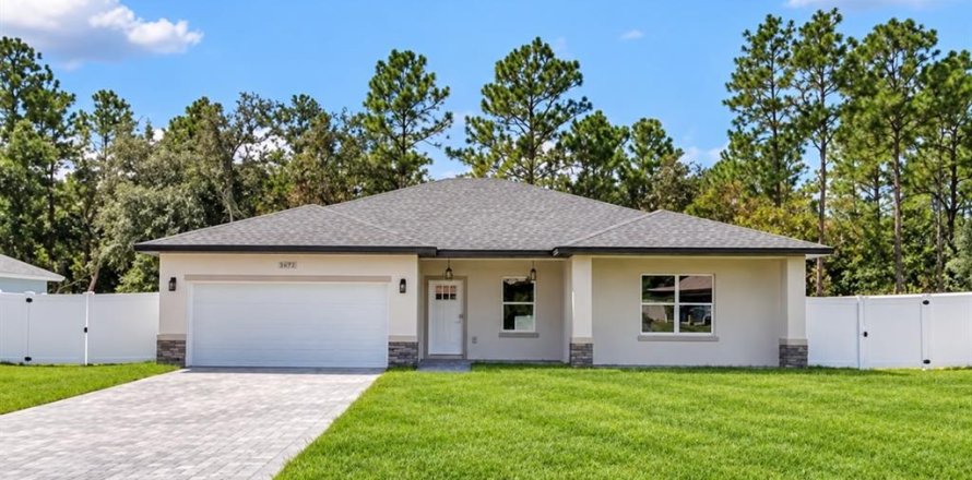 House in Ocala, Florida 4 bedrooms, 168.71 sq.m. № 2420219