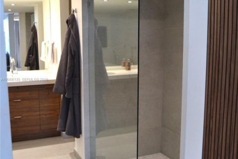 Condominio en venta en Miami, Florida, 2 dormitorios, 205.78 m2 № 2010801 - foto 23