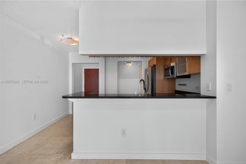 Copropriété à louer à Miami, Floride: 3 chambres, 131.83 m2 № 2319399 - photo 29