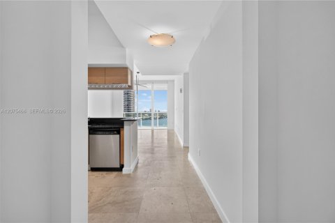 Copropriété à louer à Miami, Floride: 3 chambres, 131.83 m2 № 2319399 - photo 30