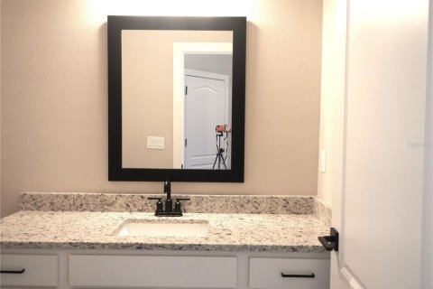 Villa ou maison à vendre à Kissimmee, Floride: 3 chambres, 145.86 m2 № 2205479 - photo 4