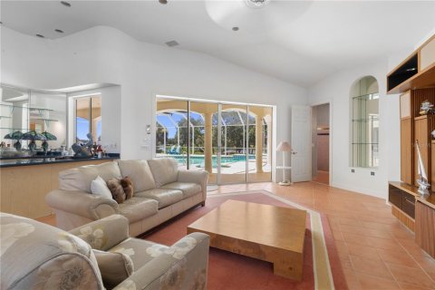 Villa ou maison à vendre à Palm Coast, Floride: 4 chambres, 434.78 m2 № 2197664 - photo 21