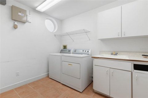 Villa ou maison à vendre à Palm Coast, Floride: 4 chambres, 434.78 m2 № 2197664 - photo 23