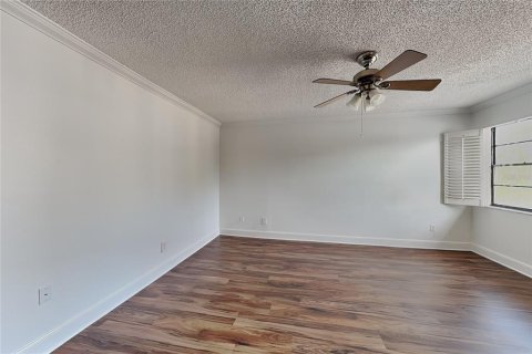 Appartement à louer à Tampa, Floride: 2 chambres, 79.62 m2 № 2396487 - photo 2