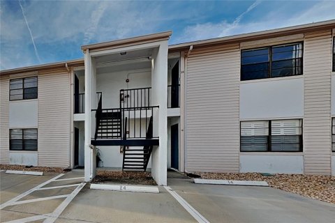 Appartement à Tampa, Floride 2 chambres, 79.62 m2 № 2396487