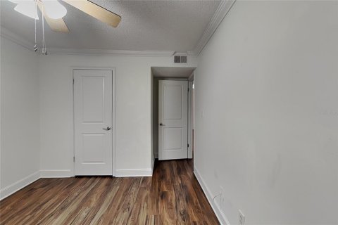 Appartement à louer à Tampa, Floride: 2 chambres, 79.62 m2 № 2396487 - photo 11