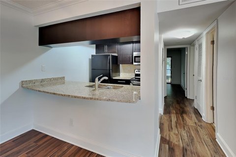 Appartement à louer à Tampa, Floride: 2 chambres, 79.62 m2 № 2396487 - photo 6