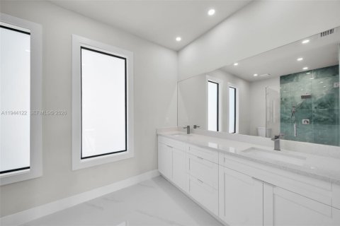 Купить виллу или дом в Лихай-Эйкерс, Флорида 3 спальни, 151.9м2, № 2059978 - фото 23