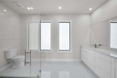 Купить виллу или дом в Лихай-Эйкерс, Флорида 3 спальни, 151.9м2, № 2059978 - фото 22