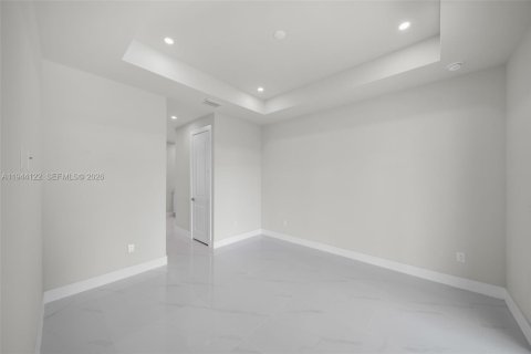 Купить виллу или дом в Лихай-Эйкерс, Флорида 3 спальни, 151.9м2, № 2059978 - фото 18