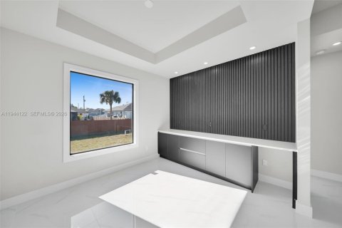 Купить виллу или дом в Лихай-Эйкерс, Флорида 3 спальни, 151.9м2, № 2059978 - фото 11