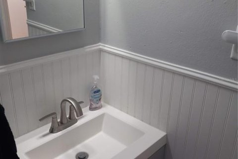 Casa en alquiler en Saint Petersburg, Florida, 2 dormitorios, 87.98 m2 № 1817275 - foto 16