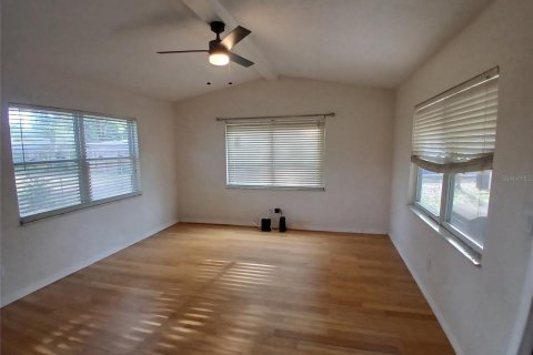 Casa en alquiler en Saint Petersburg, Florida, 2 dormitorios, 87.98 m2 № 1817275 - foto 13