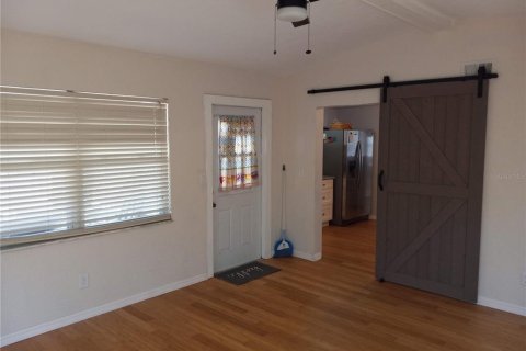 Casa en alquiler en Saint Petersburg, Florida, 2 dormitorios, 87.98 m2 № 1817275 - foto 14