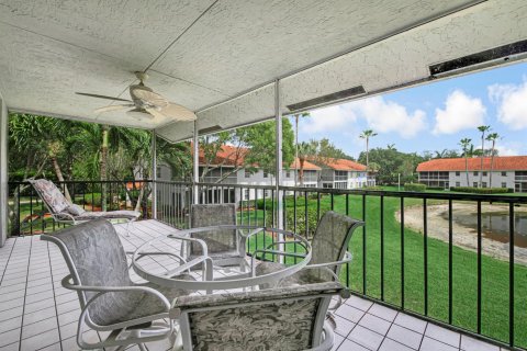 Condo in Boynton Beach, Florida, 2 bedrooms № 2246159 - photo 16