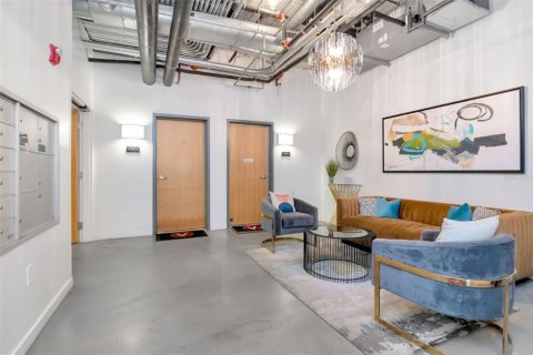 Condominio en alquiler en Tampa, Florida, 1 dormitorio, 102.84 m2 № 1918412 - foto 25