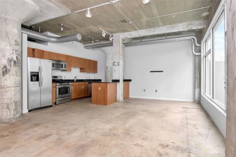 Copropriété à louer à Tampa, Floride: 1 chambre, 102.84 m2 № 1918412 - photo 5