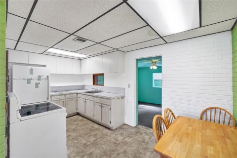 Купить виллу или дом в Холливуд, Флорида 3 спальни, № 1965483 - фото 14