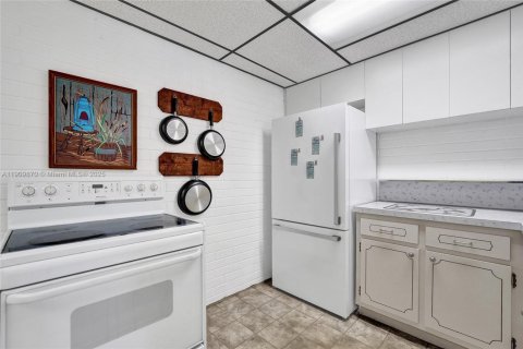 Купить виллу или дом в Холливуд, Флорида 3 спальни, № 1965483 - фото 19